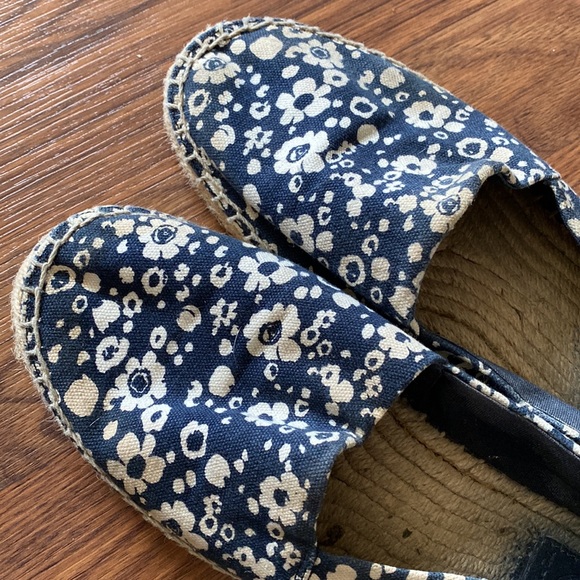 Tory Burch size 7 espadrilles - Picture 13 of 14